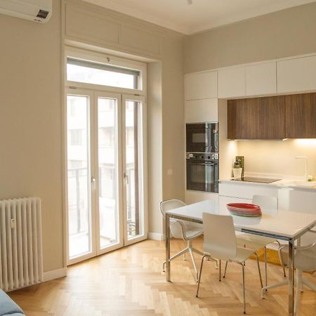 Beautiful Apartment In Milano Esterno foto
