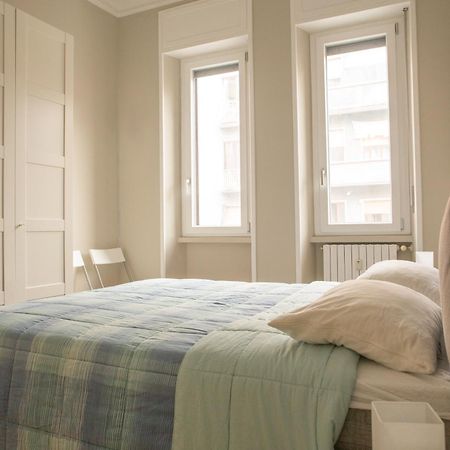 Beautiful Apartment In Milano Esterno foto